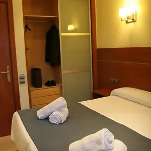 Arago565 Aparthotel