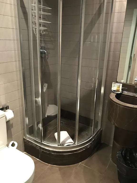 Chic & Basic Zoo Hotel Barcelona