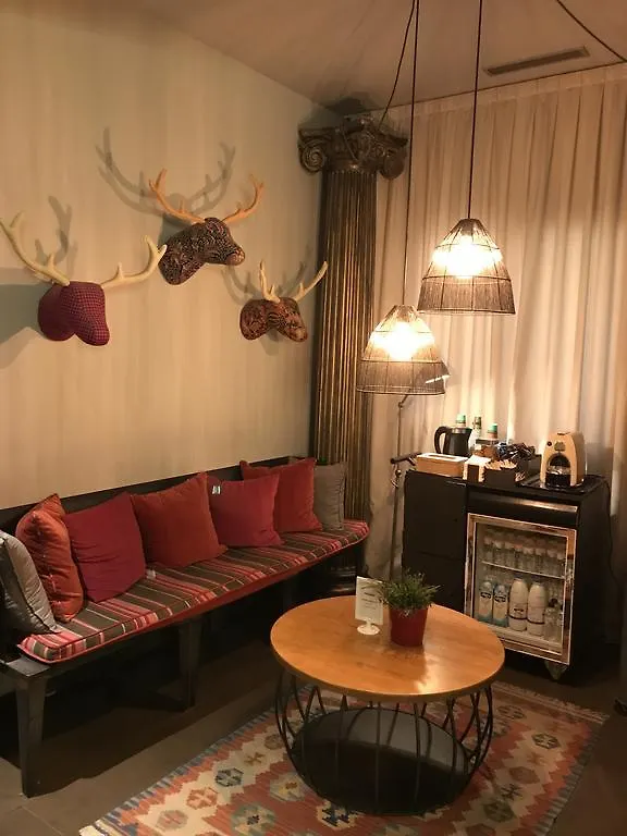 Chic & Basic Zoo Hotel Barcelona