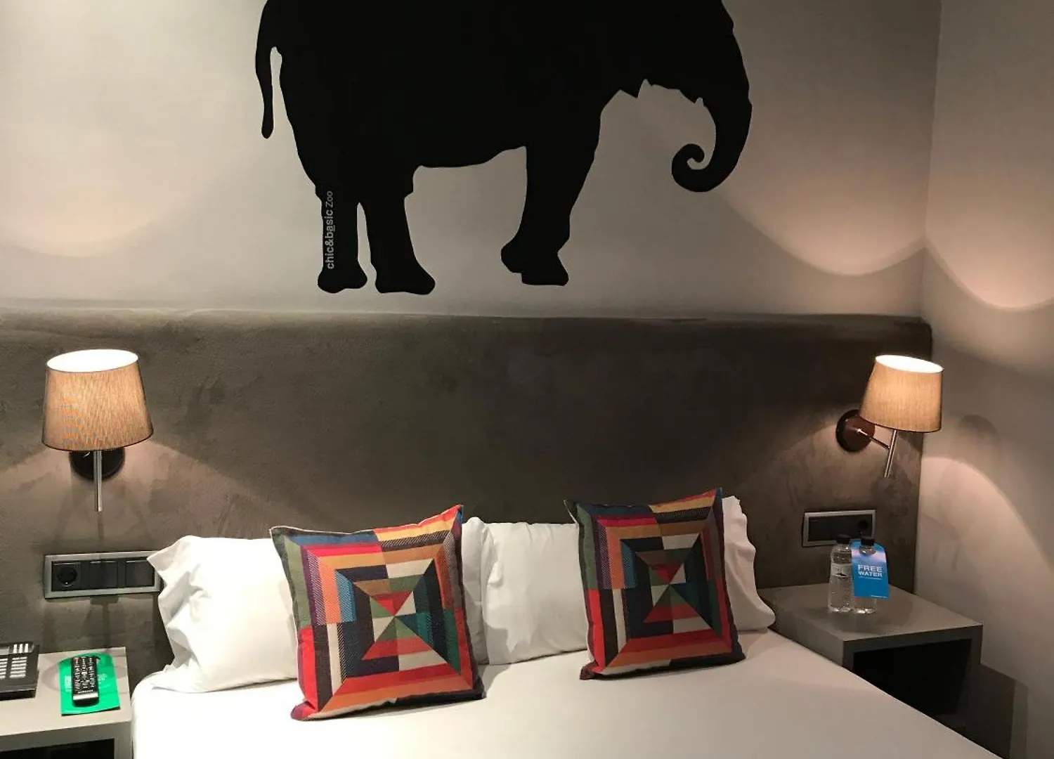Chic & Basic Zoo Hotel Barcelona