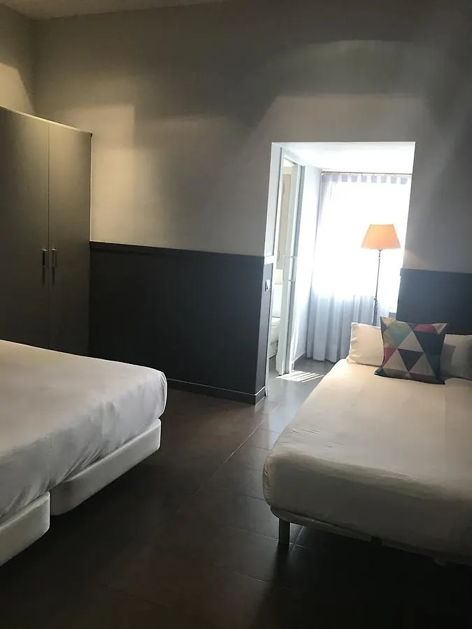 Chic & Basic Zoo Hotel Barcelona