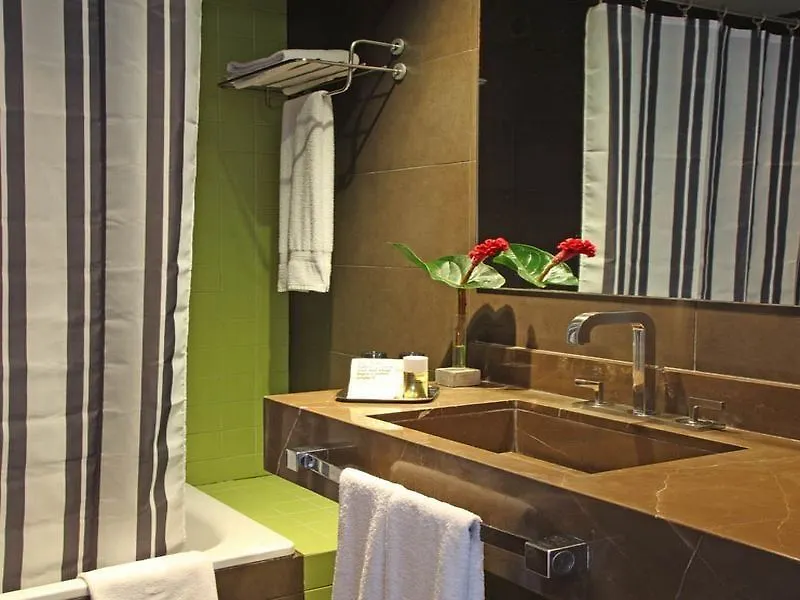 Chic & Basic Zoo Hotel Barcelona 0*,
